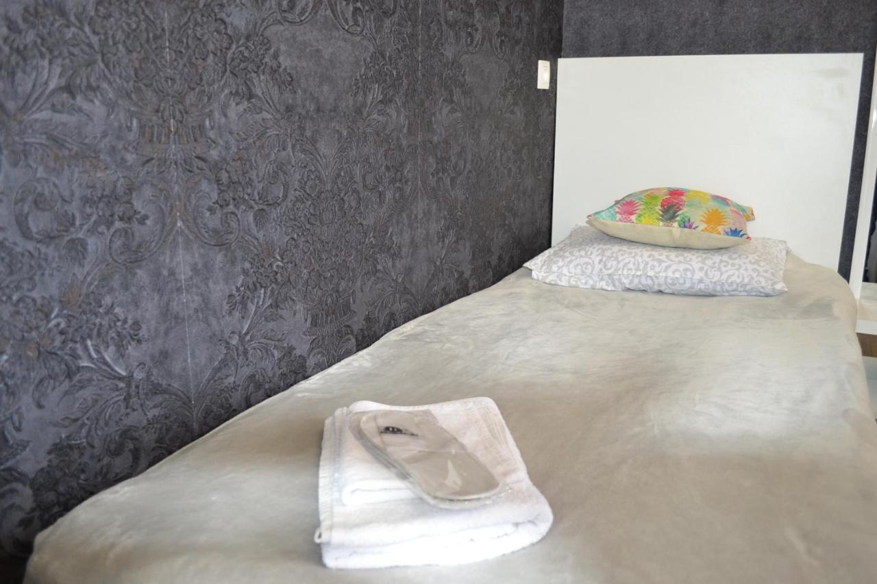 Family Apartment In Avlabari Тбилиси Екстериор снимка